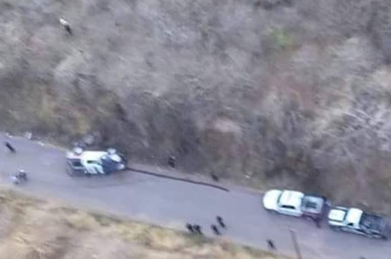 Ya hay línea de investigación por asesinato de policías en Jolalpan: Miguel Barbosa
