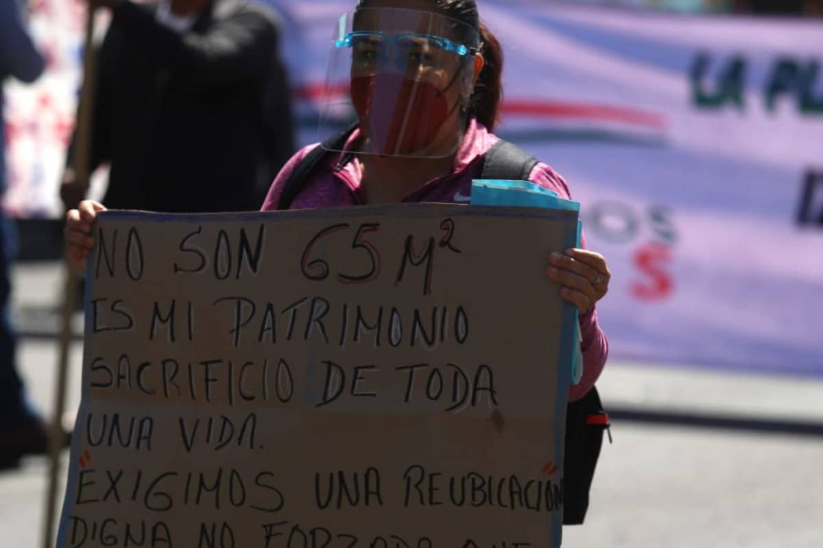 Los damnificados demandaron a Derechos Humanos capitalino que intervenga para que se les dé una solución.