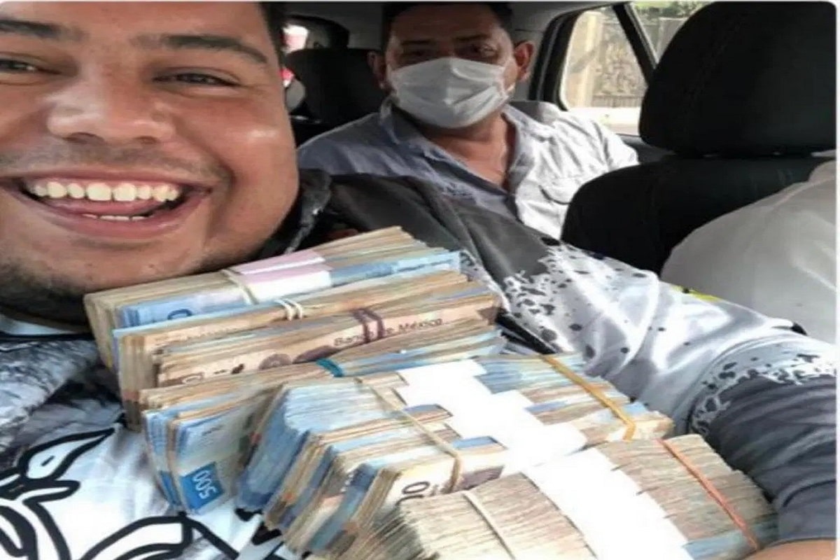 En el presunto video, el delegado federal aparece con el rostro cubierto por un cubrebocas.
