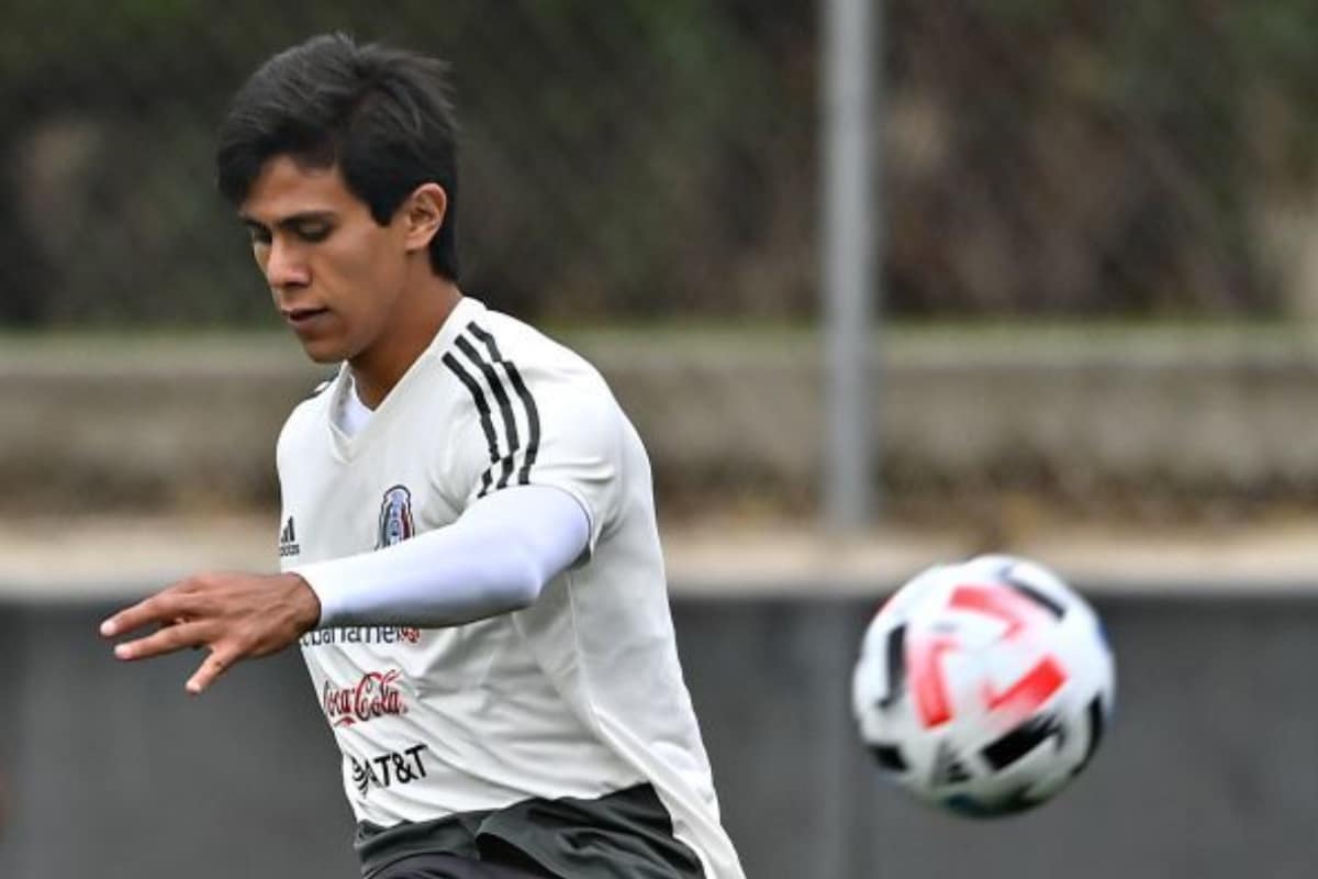 JJ Macías con la selección