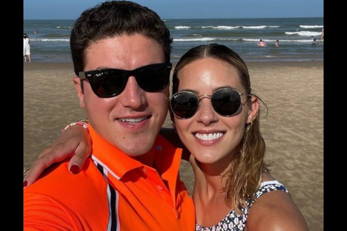 Samuel y Mariana en la playa