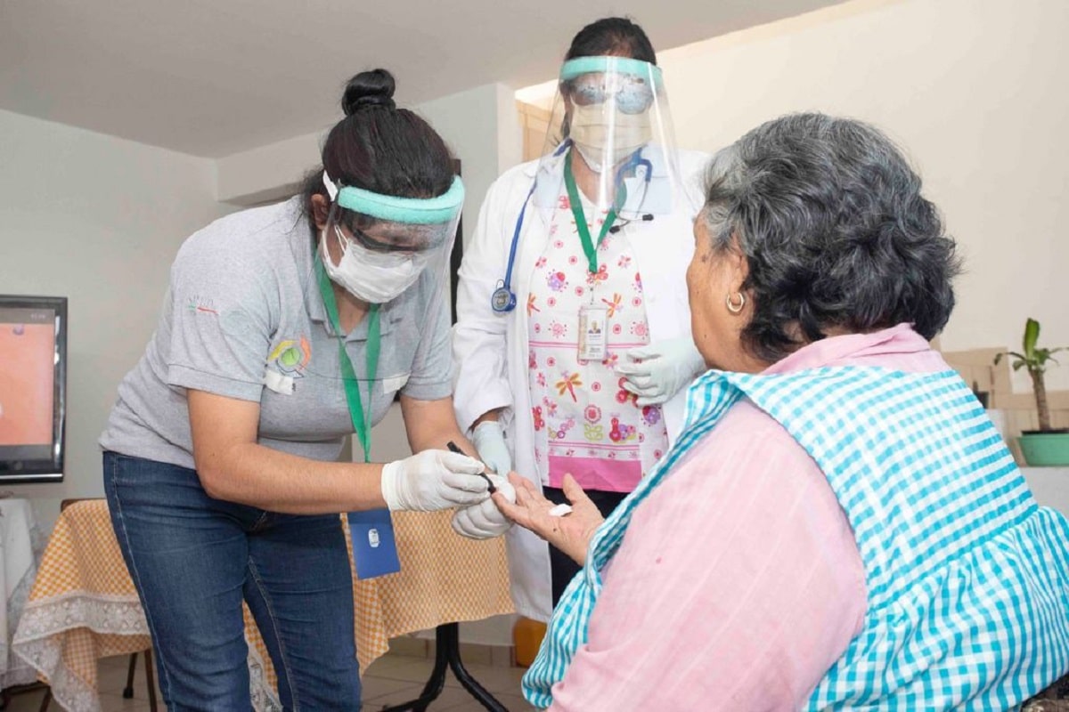 La Secretaría de Salud del Estado recomienda a la población en caso de presentar enfermedad de tipo respiratorio o sugestivo acudir a la unidad de salud más cercana