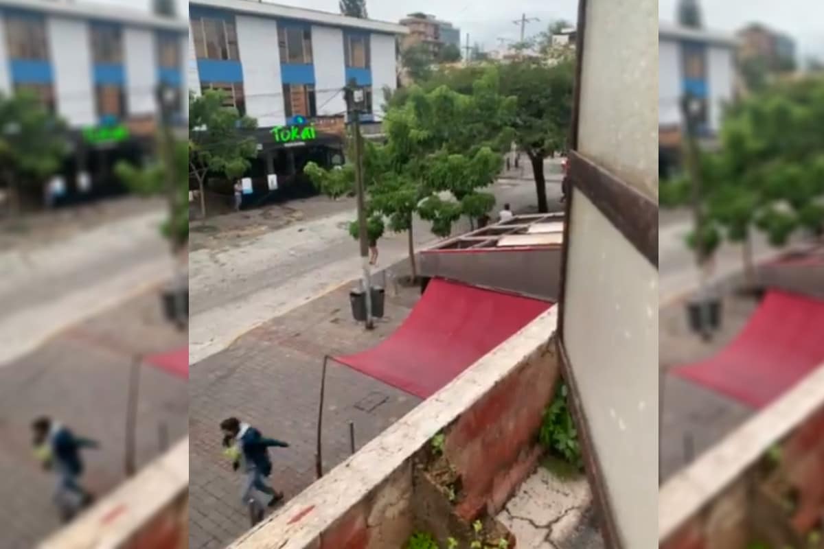 Los disparos se registraron afuera del restaurante.