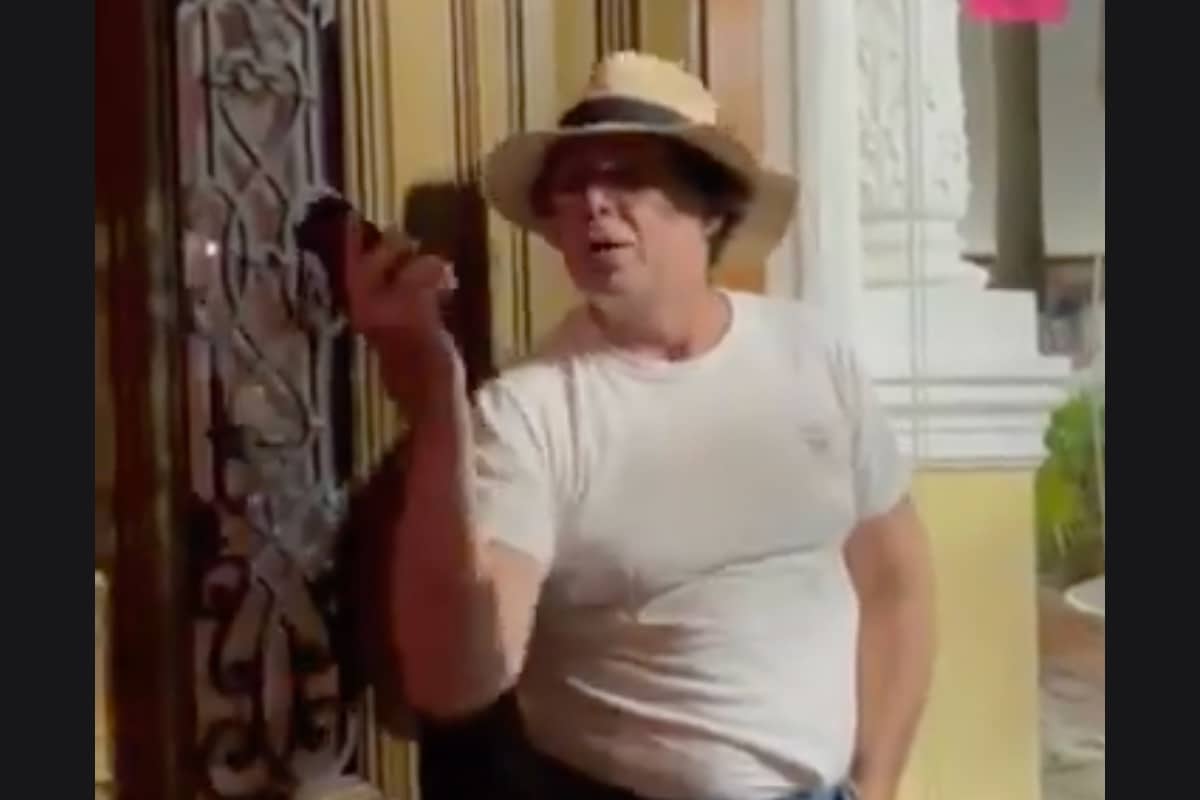 A escena #LordHobby. Dueño de hotel corre huéspedes por “actos indebidos”