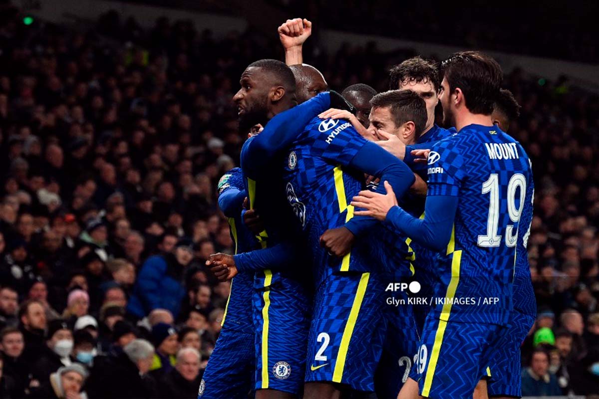 Chelsea gana 1-0 en visita a Tottenham y va a final de Copa de la Liga