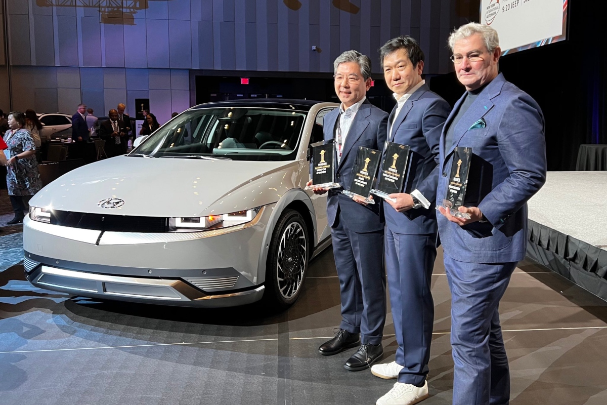 ioniq