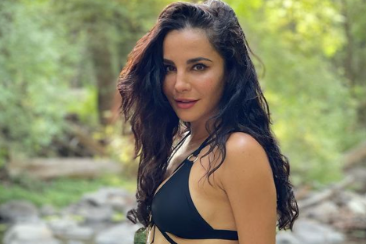 Foto: Instagram/ @marthahigaredaoficial | “La profesión del actor nos lleva a lugares inesperados”, Martha Higareda presume su baile en pole dance
