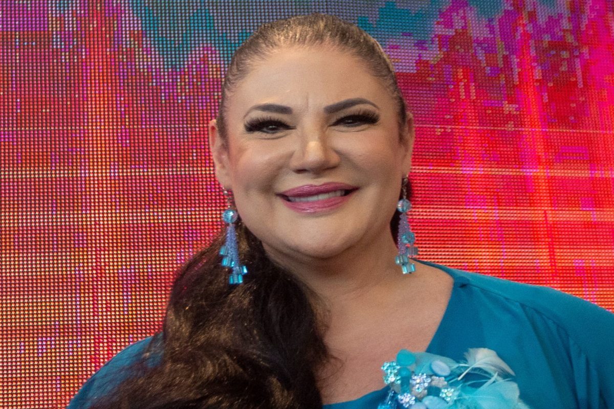 ALEJANDRA ÁVALOS