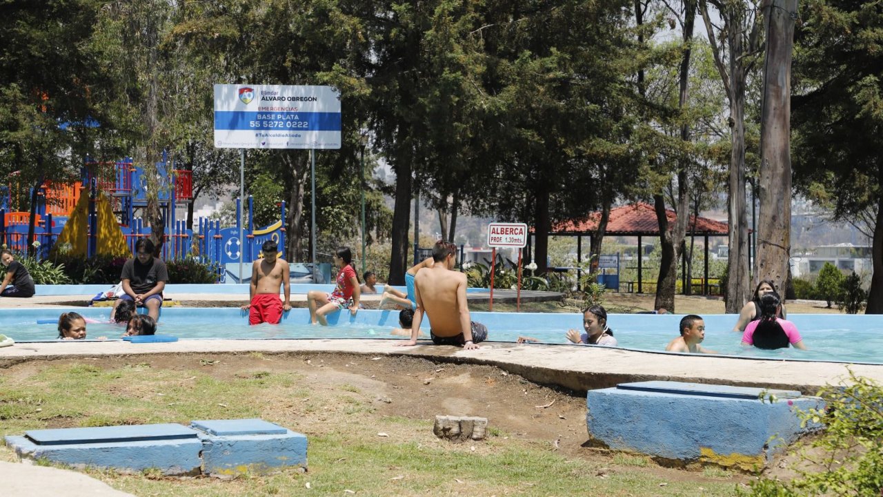 Los parques acuáticos funcionan de martes a domingo de 10 de la mañana a 6 de la tarde, y la entrada es gratuita
