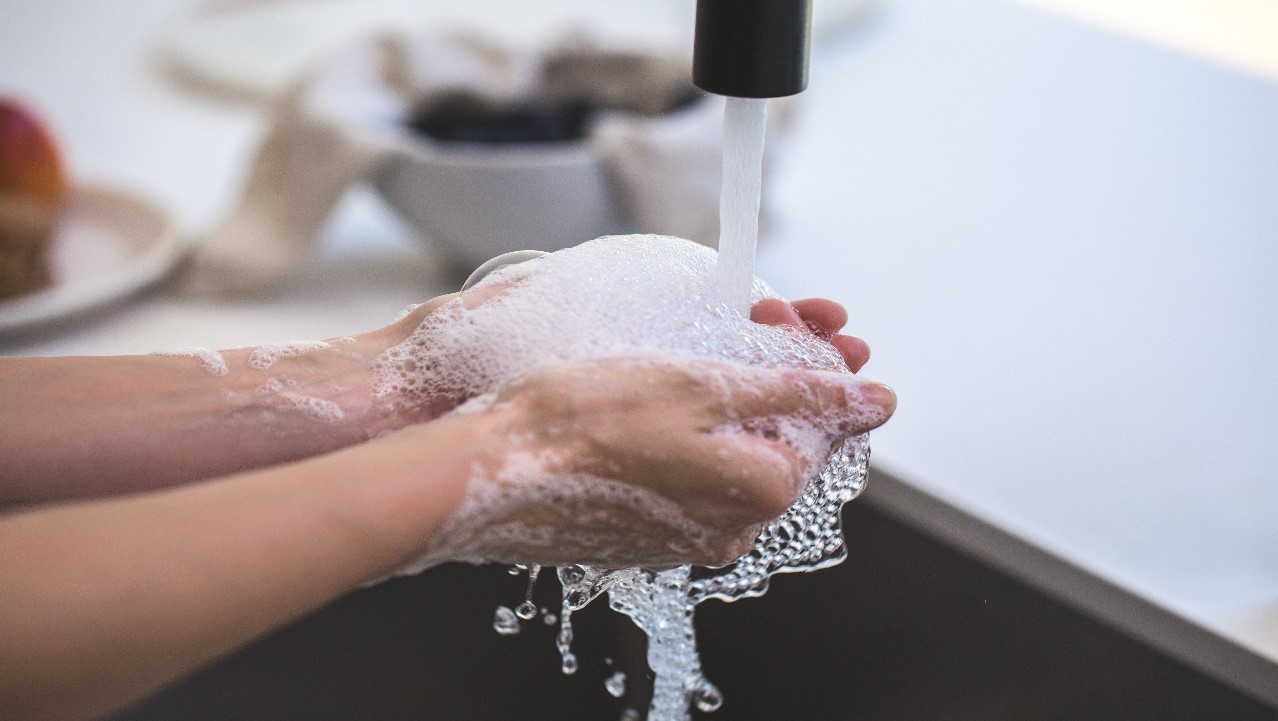 El agua es indispensable para todas las actividades que realiza el ser humano