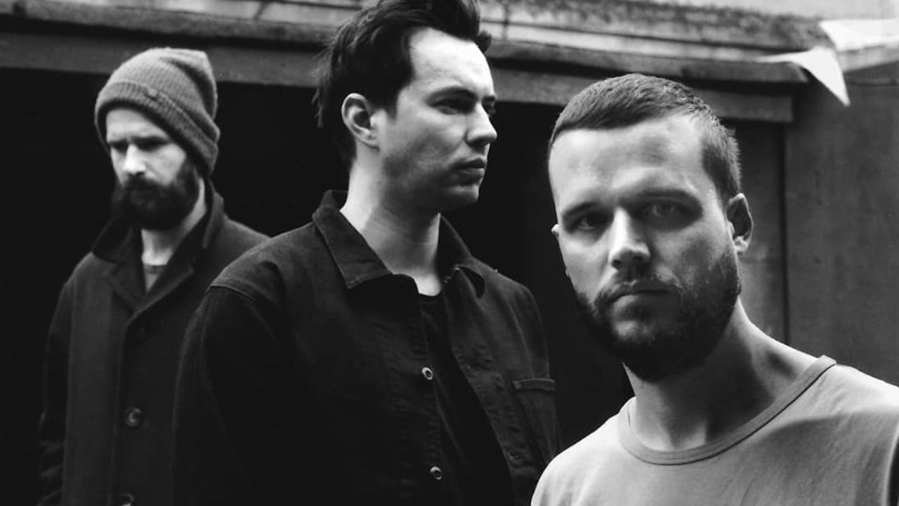 Facebook White Lies | White Lies regresa a México con tres shows.