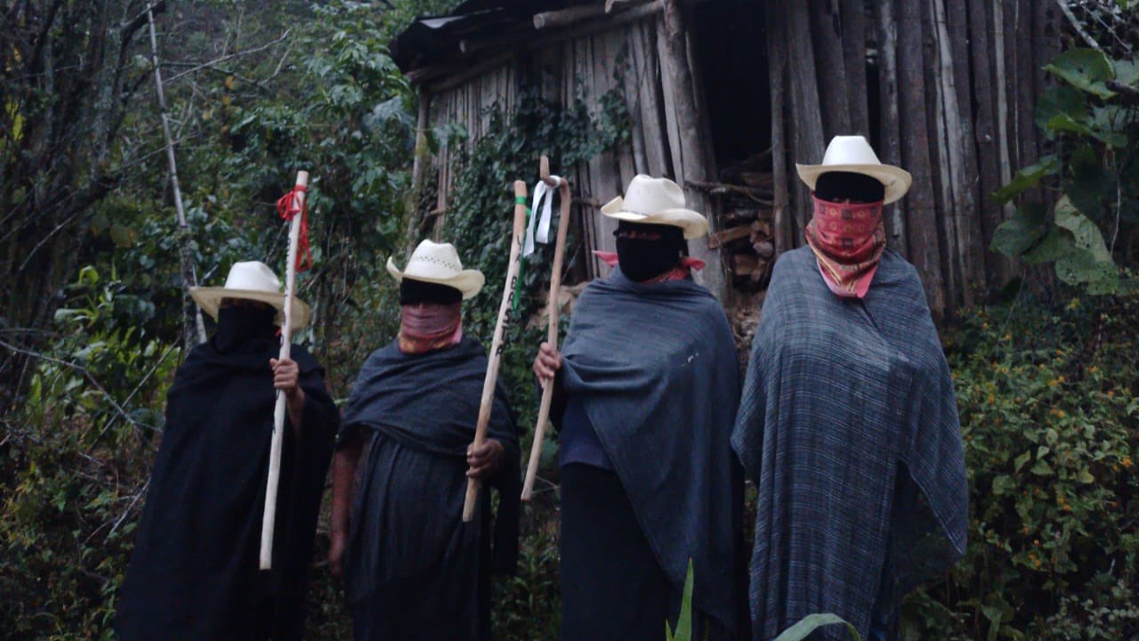 MUJERES