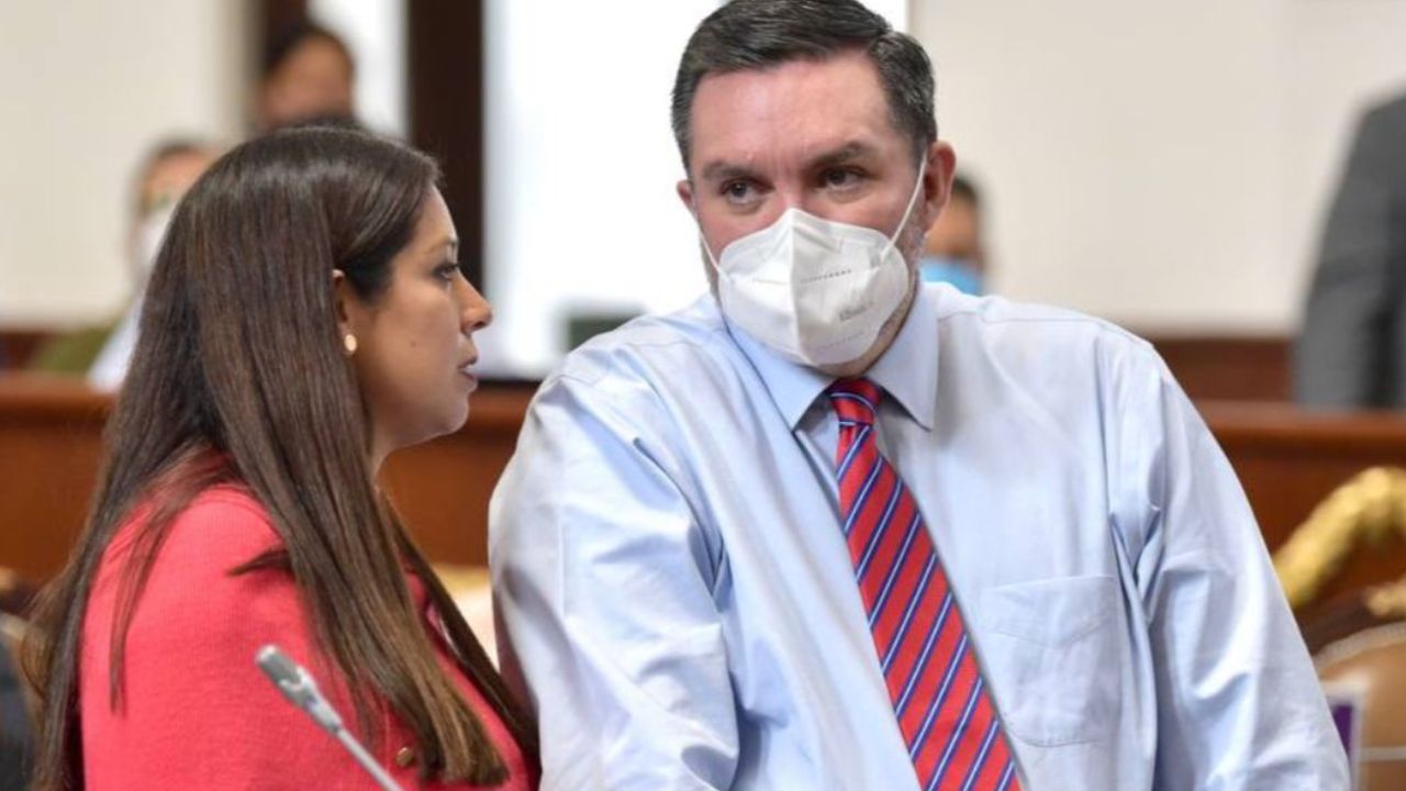 el panista solicitó a la titular de la Secretaría de Salud capitalina, Oliva López, no subestimar las alertas de la UNAM hacia una séptima ola de Covid19 a finales del año.