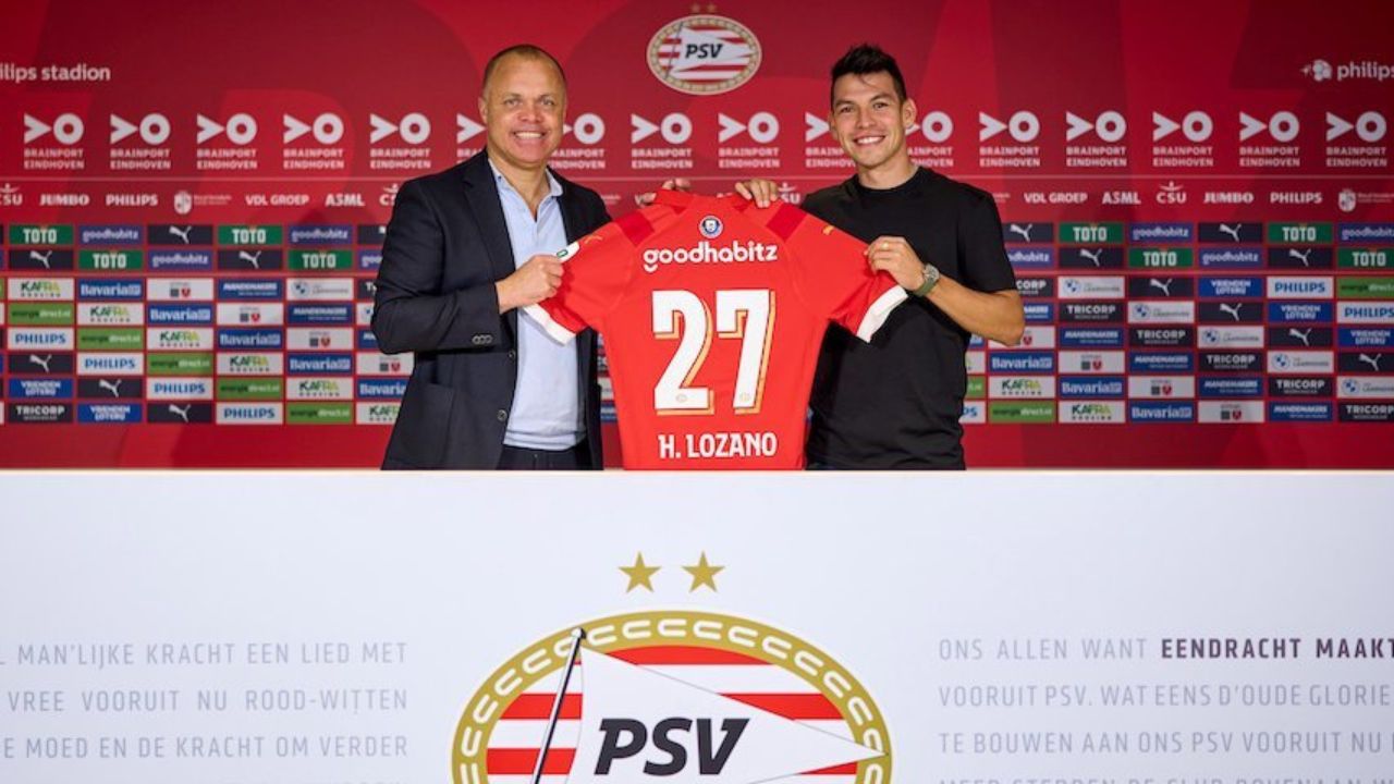 Presentación oficial de Hirving Lozano a su vuelta a Eindhoven.