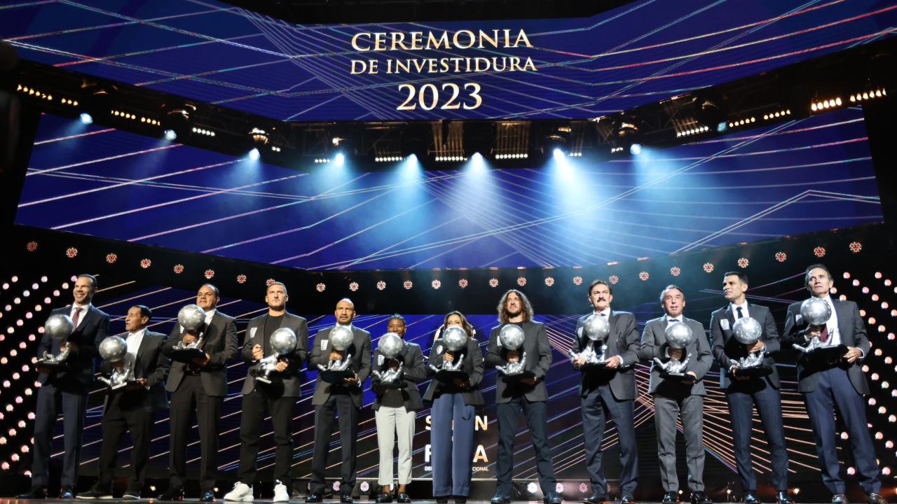 El Salón de la Fama del Futbol realizó su onceava ceremonia de investidura para conmemorar a una nueva generación de integrantes