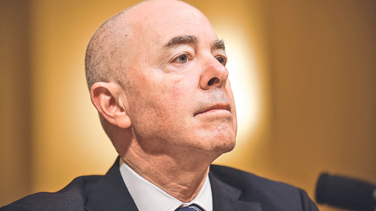 IMPUTADO. Alejandro Mayorkas fue inculpado en la Cámara de Representantes en febrero pasado.