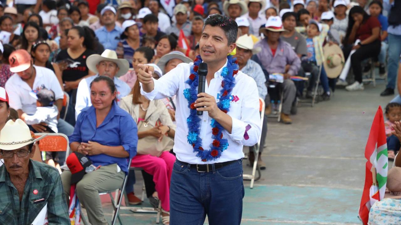 Ofrece Lalo Rivera 7 centros de cuidado para adultos mayores en Puebla