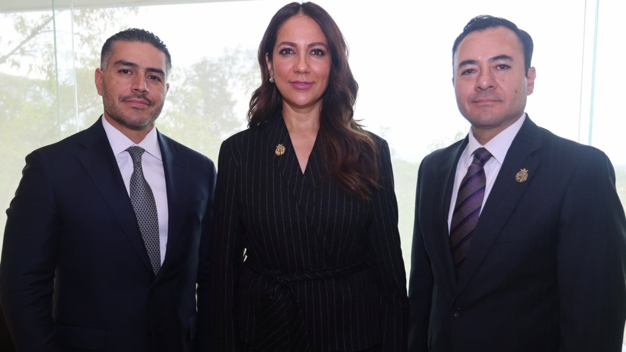 El secretario de Seguridad y Protección Ciudadana, Omar García Harfuch, se reunión en la CDMX, con la gobernadora de Guanajuato, Libia Denisse