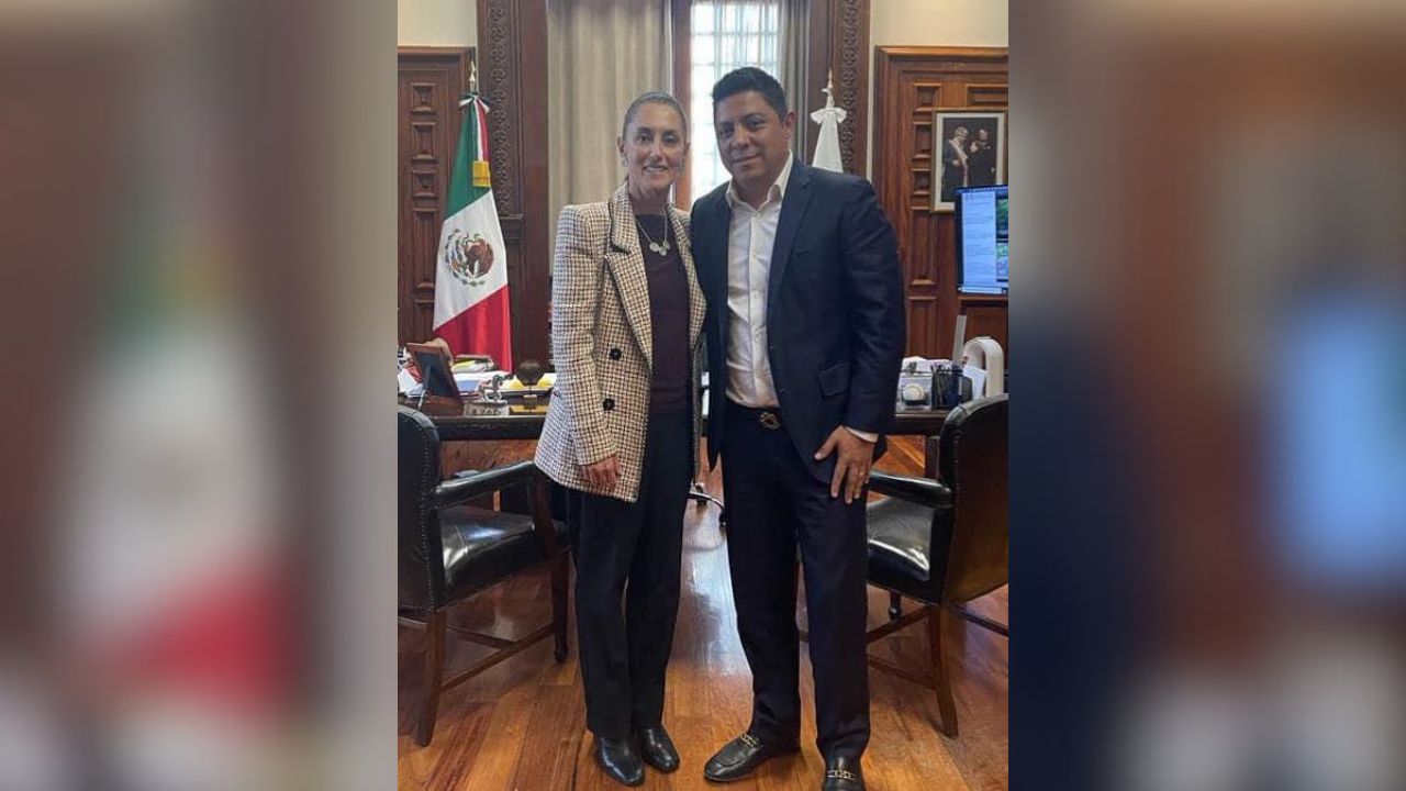 La Presidenta de México Claudia Sheinbaum, recibió a las y los mandatarios de Estados con convenio para la federalización de los servicios de salud.
