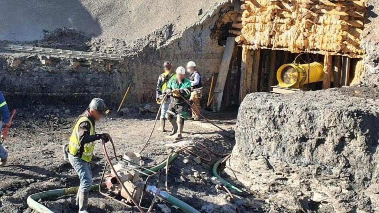 Recuperan el cuerpo del décimo minero atrapado en El Pinabete a 233 días de haber iniciado la segunda fase de recuperación de los mineros atrapados en la mina ‘El Pinabete’