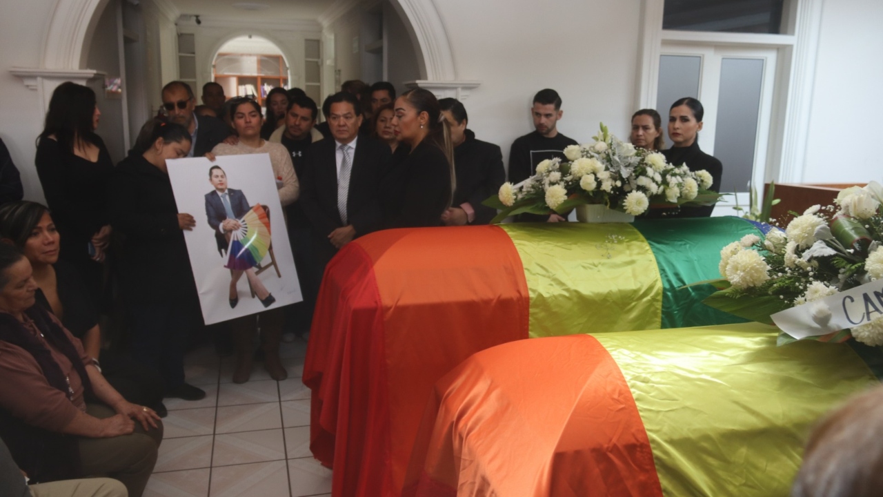 Foto: Karla Barba / Funeral de Ociel Baena y su pareja Dorian, 13 de noviembre de 2023