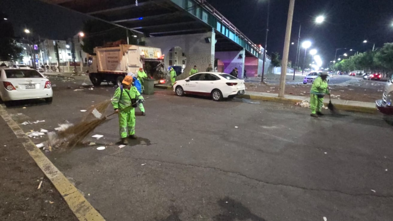 Foto: X@SOBSECDMX/ Recolección de basura tras peregrinaciones a la Basílica de Guadalupe