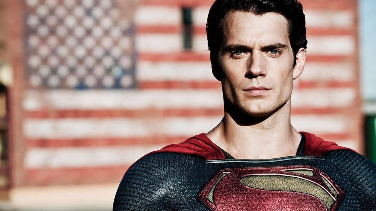 Henry Cavill como Kal-El