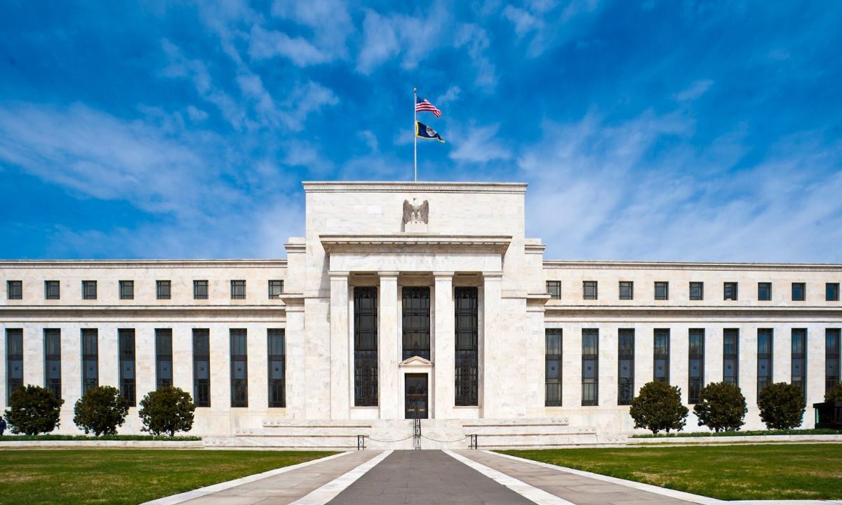 Fed mantiene las tasas sin cambios