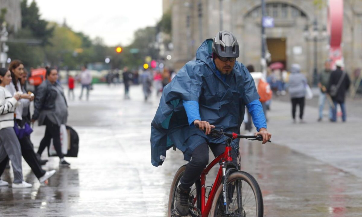 El clima para hoy se mantiene con la posibilidad de lluvias y chubascos con descargas eléctricas en el centro del país