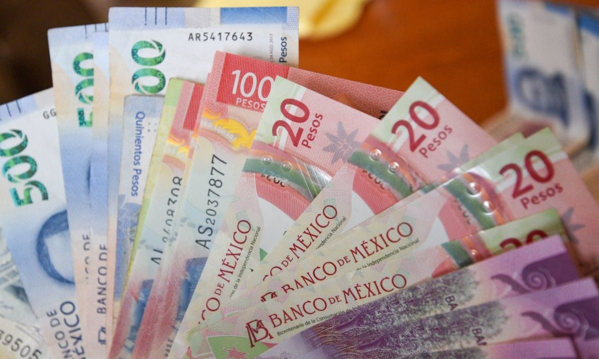 En su primer mandato, Trump propuso gravar las remesas con 6% para costear el muro