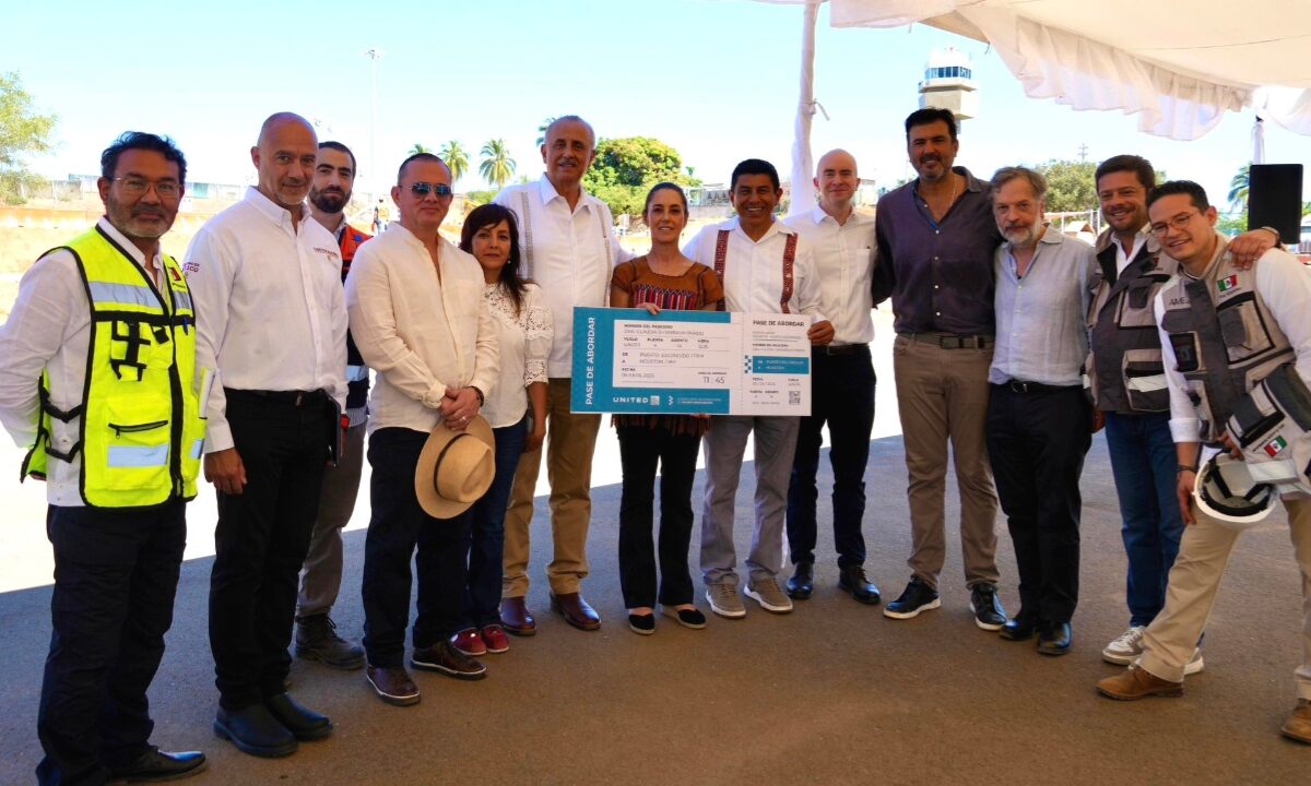 Vuelos internacionales a Puerto Escondido en Abril