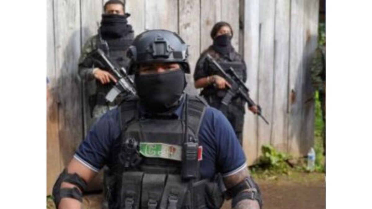 Cameron Mackay, embajador de Canadá en México, anunció que su gobierno también declarará a algunos cárteles mexicanos como terroristas