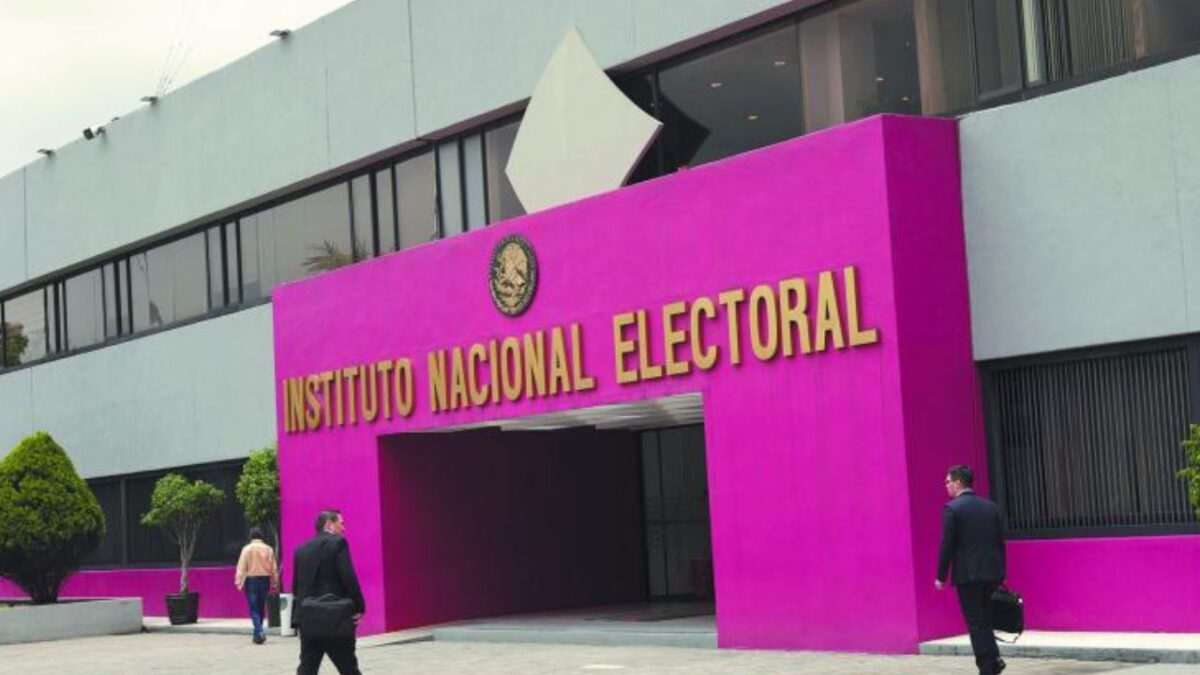 El proyecto original del INE contemplaba sanciones por 556 millones de pesos