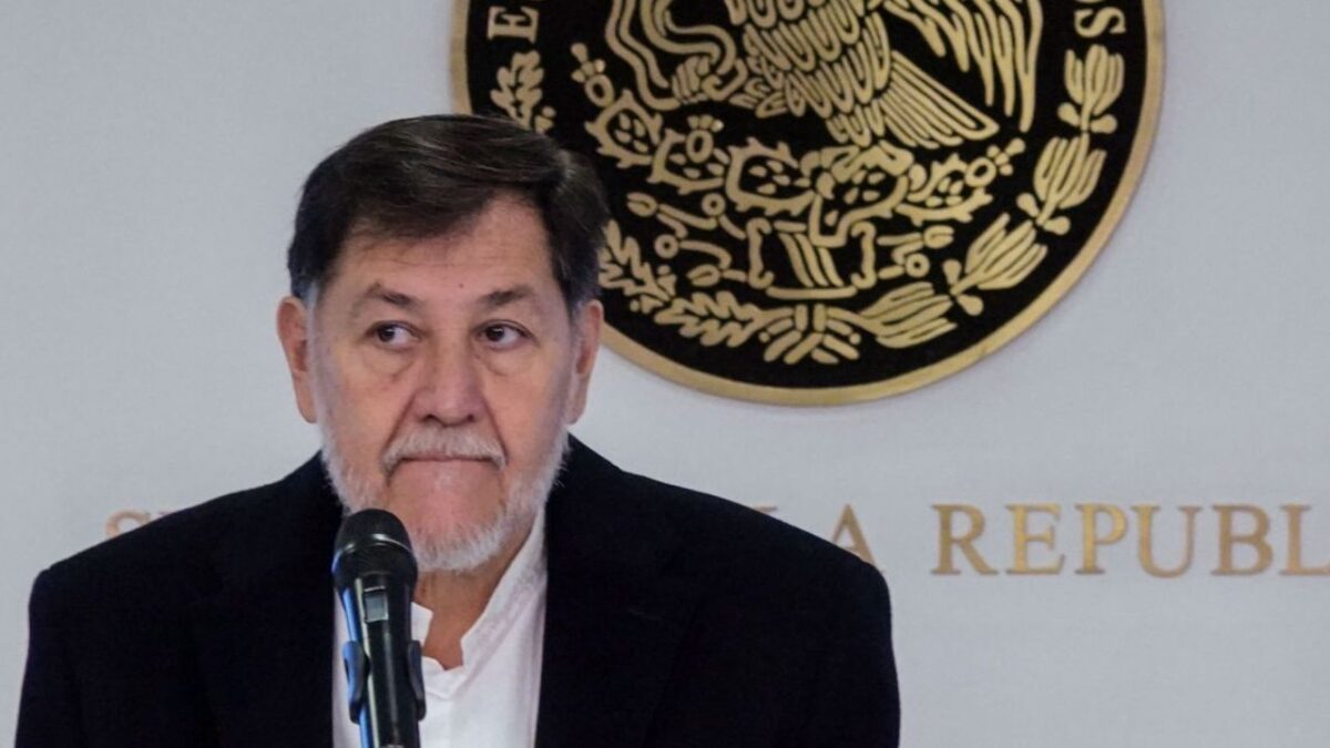 Gerardo Fernández Noroña, presidente de la Mesa Directiva del Senado de la República, habla sobre la reforma al nepotismo.