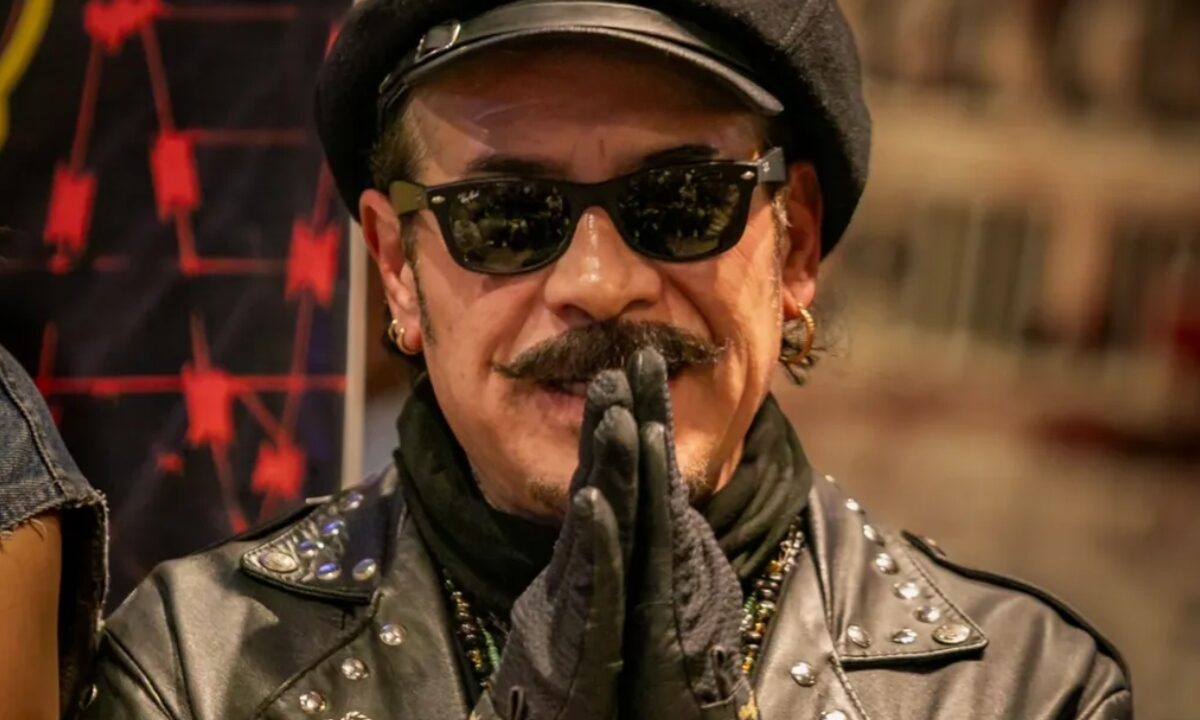 Toño Lira, vocalista de Liran Roll