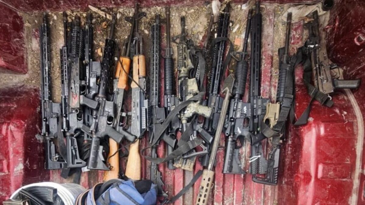 11 personas recibieron vinculación a proceso tras ser detenidos por personal de la Marina en posesión de armas de uso exclusivo del ejército.