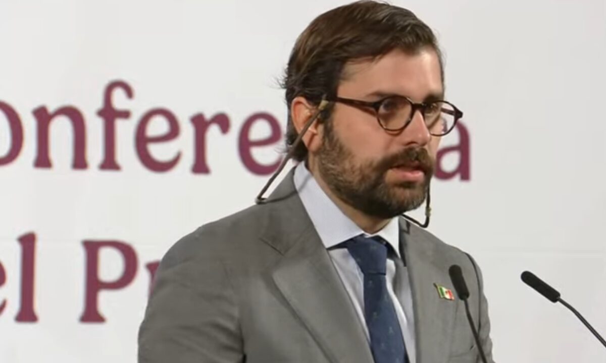Alejandro Svarch presenta el avance de 'La muestra viaja'