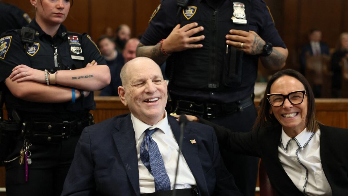 Los abogados de Harvey Weinstein pidieron a la corte de Nueva York, que su cliente duerma en un hospital durante el juicio.