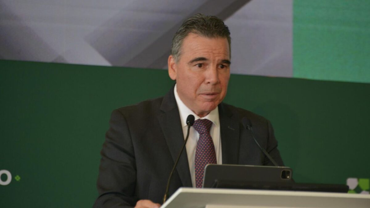 Víctor Cairo, presidente de la Canacero, envió un mensaje a Trump, asegurando que el acero mexicano no es amenaza para EU.