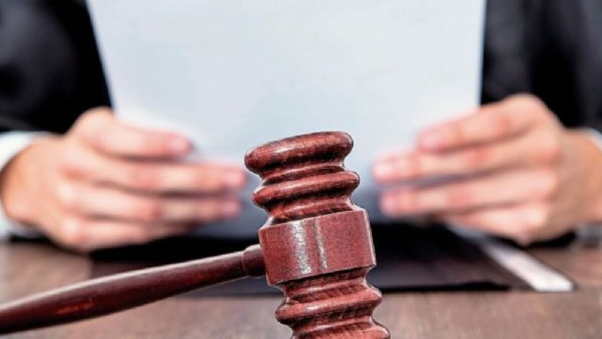 El Estado de Derecho se ha vulnerado con la “politización de la justicia y con la violación a la independencia judicial”