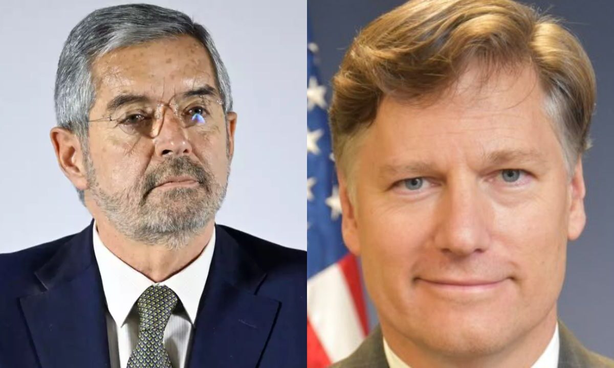 El canciller Juan Ramón de la Fuente sostuvo hoy una llamada telefónica de trabajo con Christopher Landau
