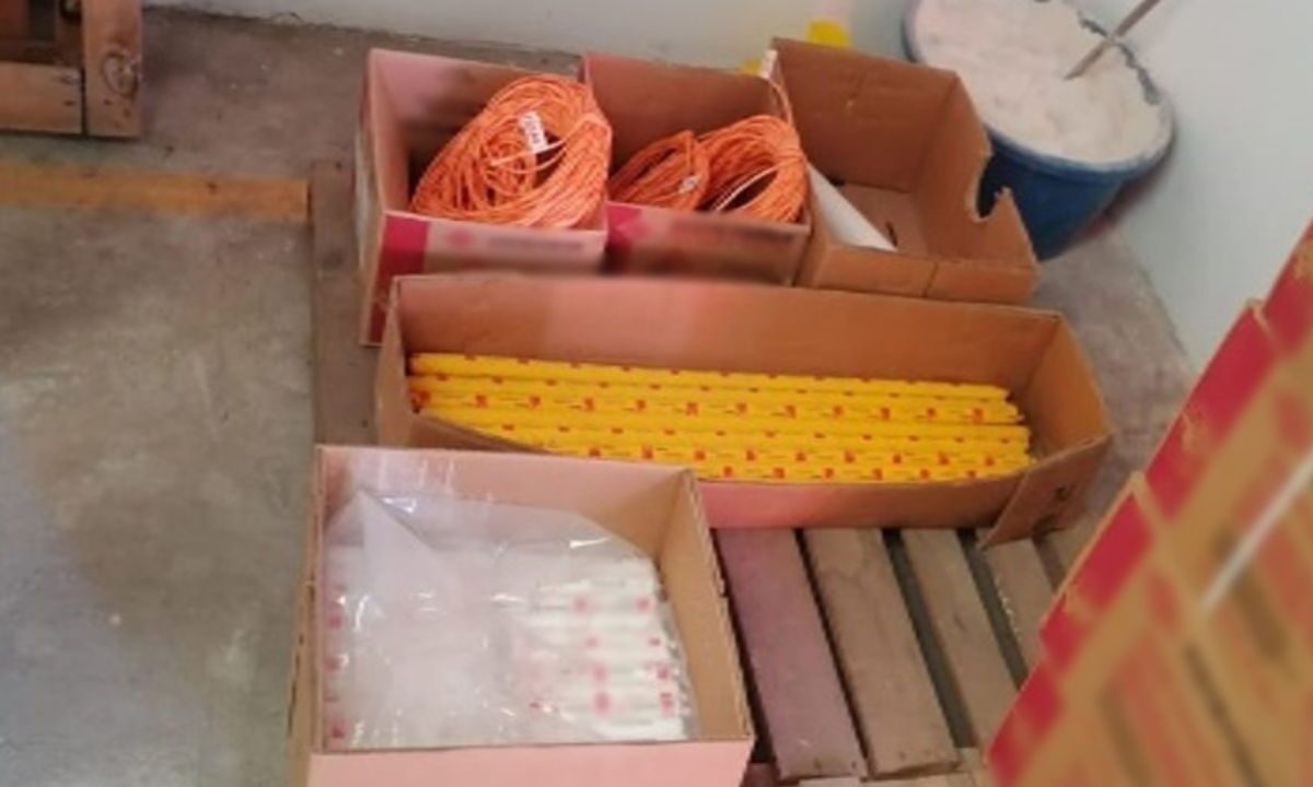 Elementos de la Semar y Fiscalía del Estado catearon dos inmuebles, y aseguraron material explosivo en Jalisco