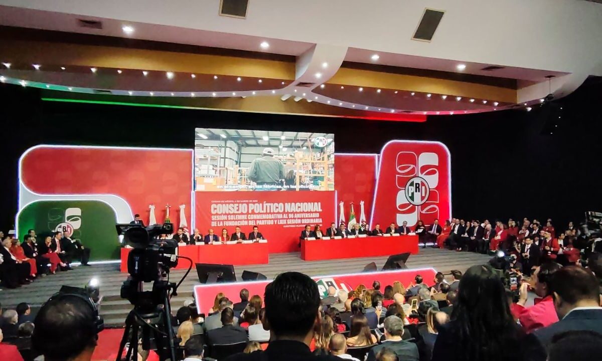 El PRI celebra un año más de existencia, con 2 gobernaturas en su haber, Coahuila y Durango