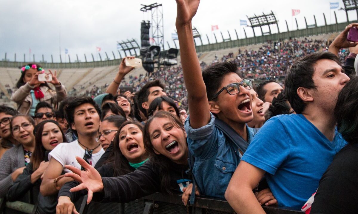Desde su primera edición, el Vive Latino ha dotado de momentos históricos de la musical de todo el mundo con algunas leyendas que ya no están