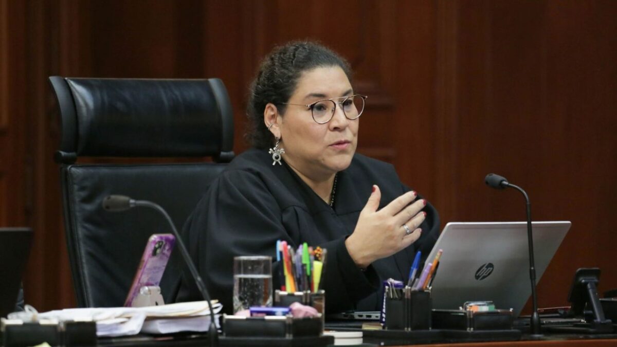 La ministra Lenia Batres abandonó la sesión de la SCJN y dejó sin quórum al Alto Tribunal.