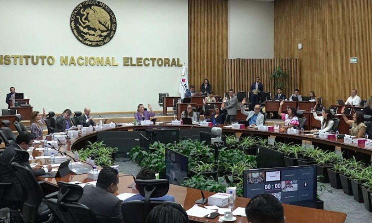 Acuerda INE apoyar a 17 entidades en elecciones locales de juzgadores