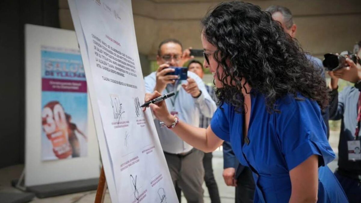 La alcaldesa de Tlalpan, Gaby Osorio, firmó convenio para optimizar la atención médica y el derecho a la salud.
