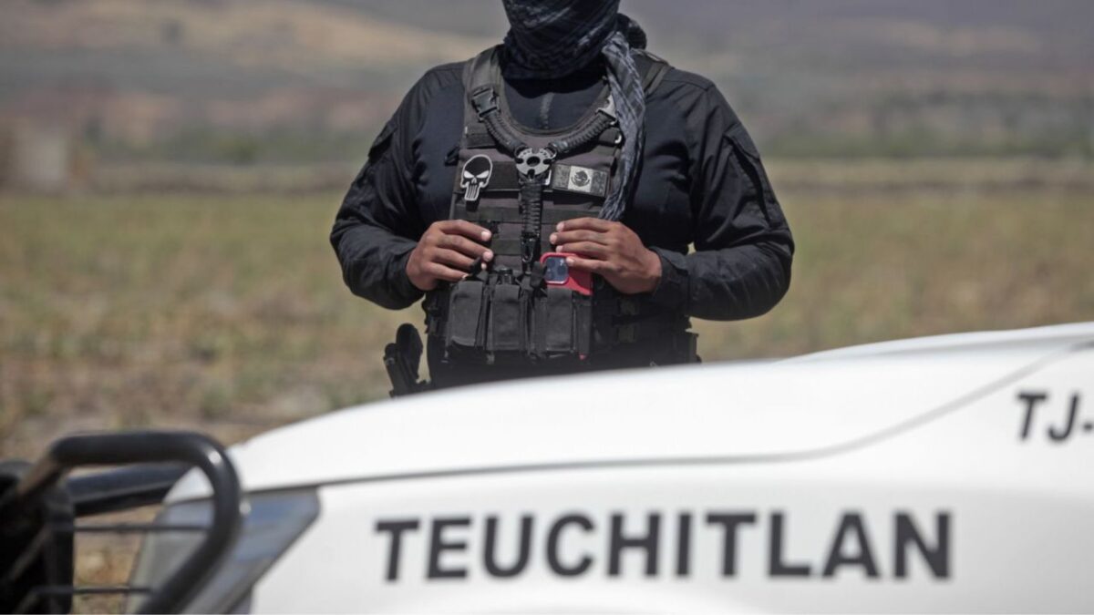 Alejandro Moreno acusa a autoridades de encubrir al crimen en Teuchitlán.