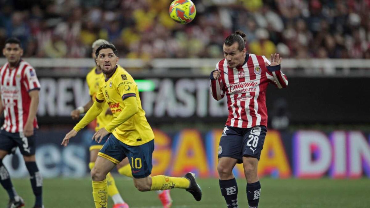 América goleó a Chivas en la capital del país para avanzar a la siguiente fase de la Concacaf Champions Cup.