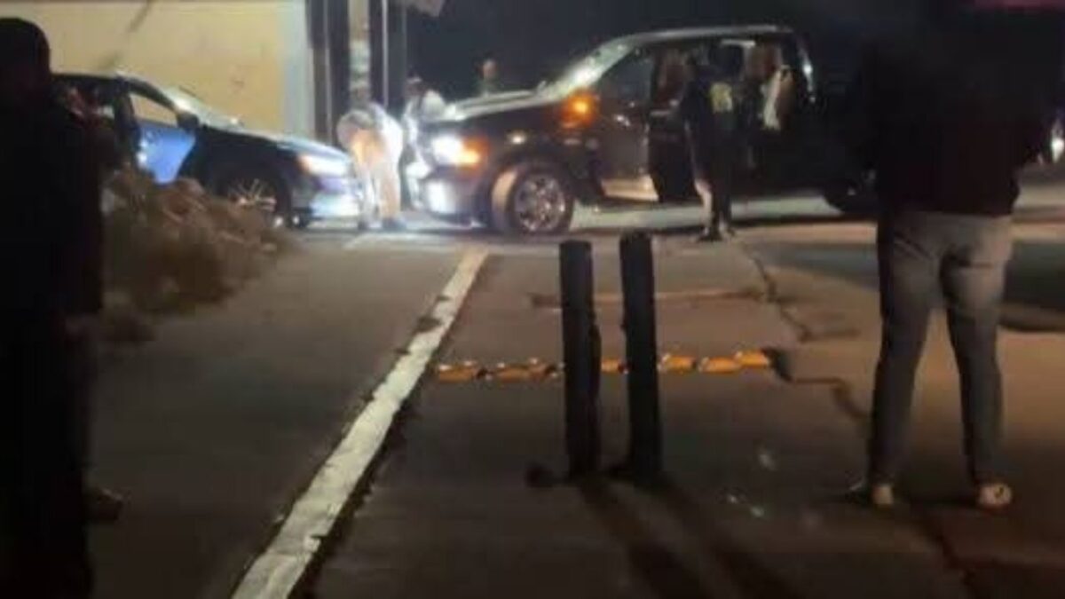 Los elementos realizaban un recorrido de vigilancia en el barrio de San Isidro, cuando fueron atacados con armas de fuego por sujetos desconocidos.
